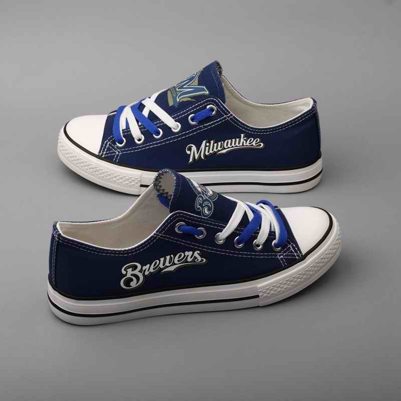 Women's Milwaukee Brewers Repeat Print Low Top Sneakers 001