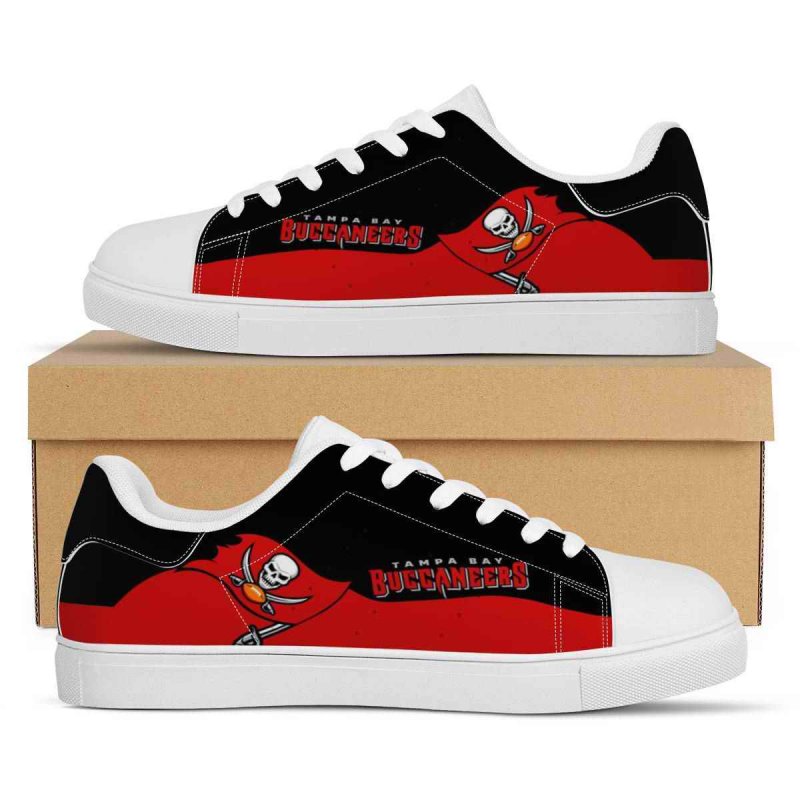 Women's Tampa Bay Buccaneers Low Top Leather Sneakers 001