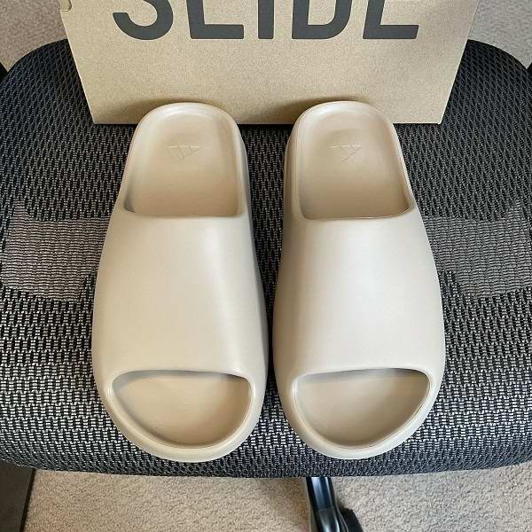 Men's Yeezy  Pure  Slide 002