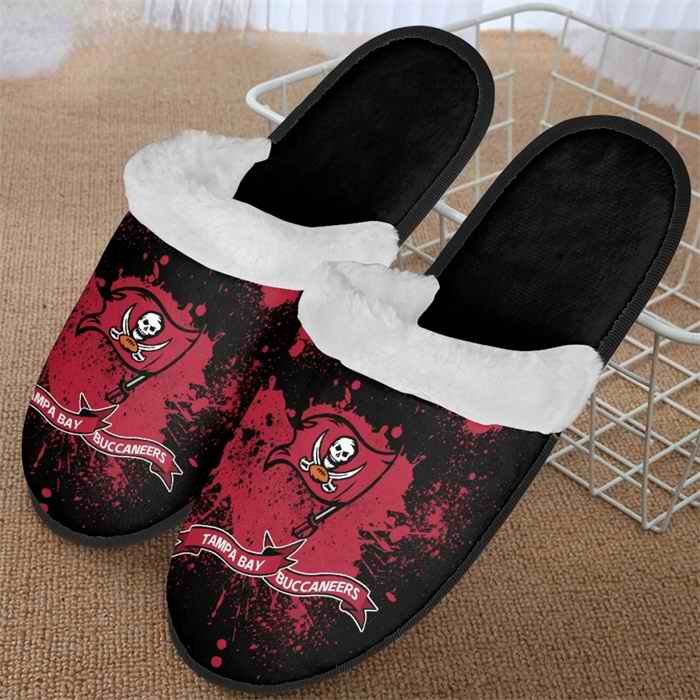 Men's Tampa Bay Buccaneers Team Logo Staycation Slippers/Shoes(Pls check description for details) 002