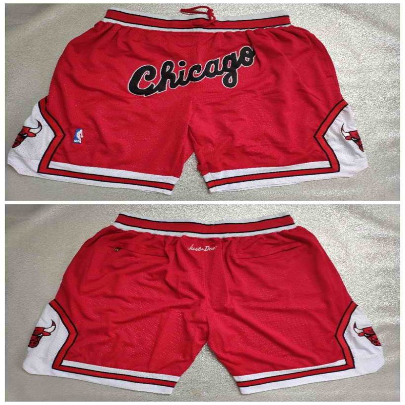 Men's Chicago Bulls Red Shorts (Run Small)