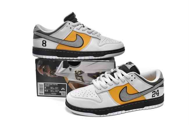 Men's SB Dunk Low Pro Kobe Otomo Katsuhiro Shoes 0327