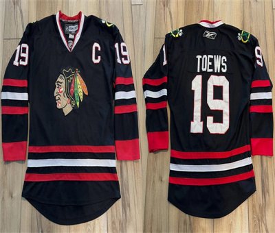 Men's Chicago Blackhawks #19 Jonathan Toews Black Stitched Hockey Jersey