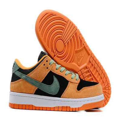 Women's Dunk Low SB Black/Orange Shoes 0138