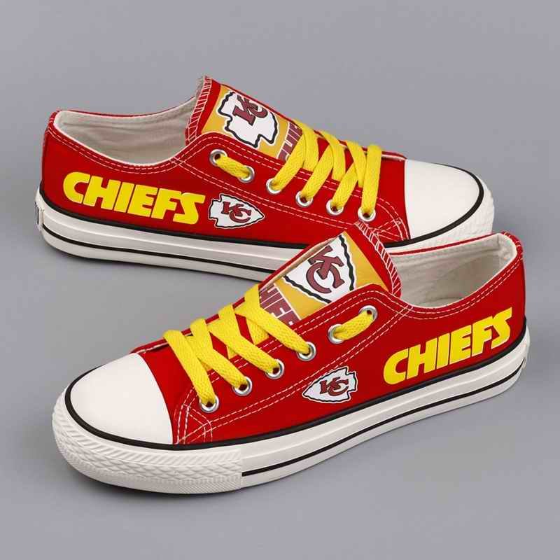 Women's NFL Kansas City Chiefs Repeat Print Low Top Sneakers 001