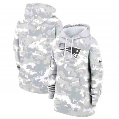 Women's New England Patriots 2024 Arctic Camo Salute To Service Club Fleece Pullover Hoodie(Run Small)