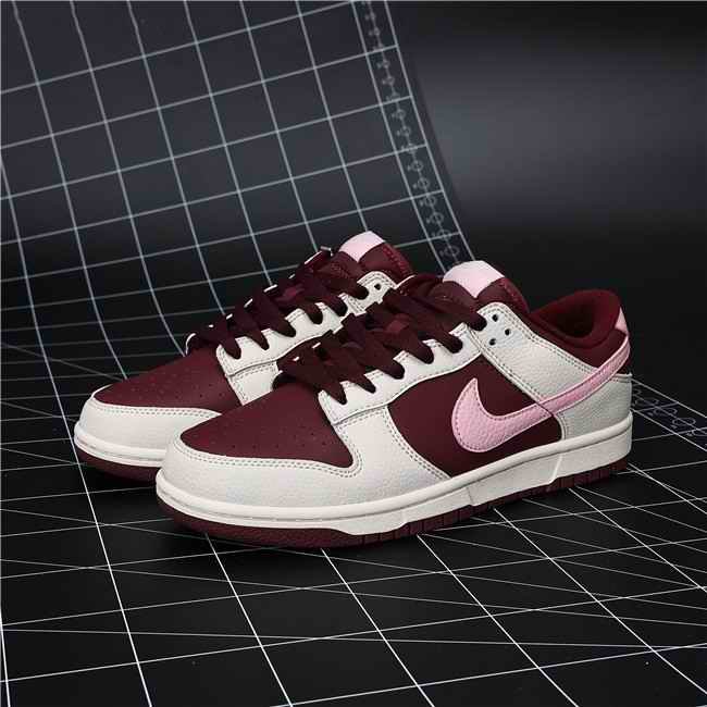 Women's Dunk Low Burgundy Shoes 246