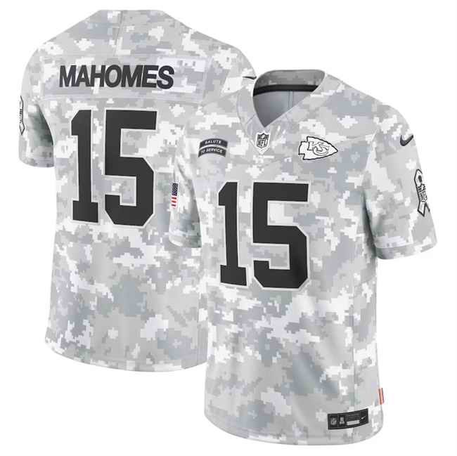 Men's Kansas City Chiefs #15 Patrick Mahomes 2024 F.U.S.E Arctic Camo Salute to Service Limited Stitched Football Jersey