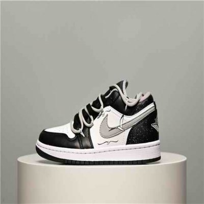 Women's Running Weapon Air Jordan 1 Low Black/White Shoes 0364