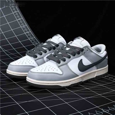 Women's Dunk Low Gray/White Shoes 220