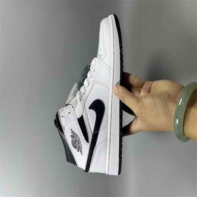 Women Running Weapon Air Jordan 1 White Shoes 511