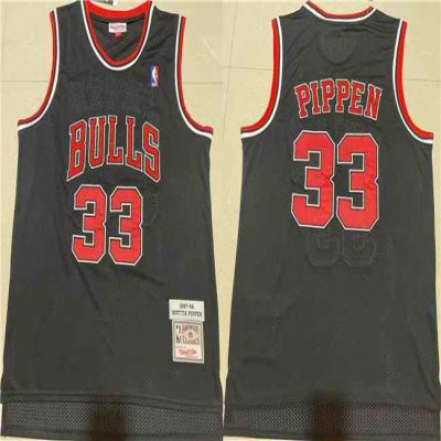 Men's Chicago Bulls #33 Scottie Pippen Black 1997-98 Throwback Stitched Jersey