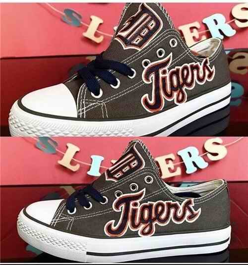 Women's Detroit Tigers Repeat Print Low Top Sneakers 007