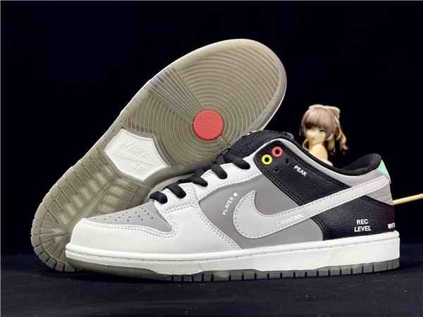 Women's Dunk Low SB Grey/Black Shoes 0106