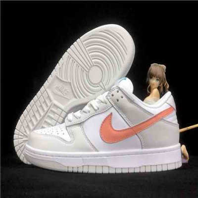 Women's Dunk Low SB White/Grey Shoes 090