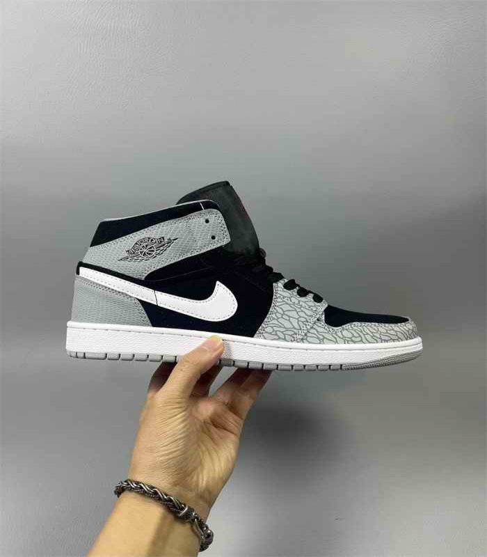 Men's Running Weapon Air Jordan 1 Black/Grey Shoes 0573