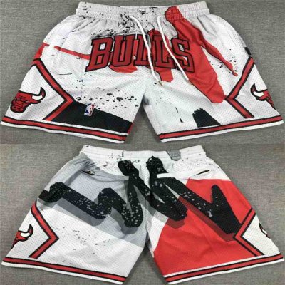 Men's Chicago Bulls White/Red Shorts (Run Small)