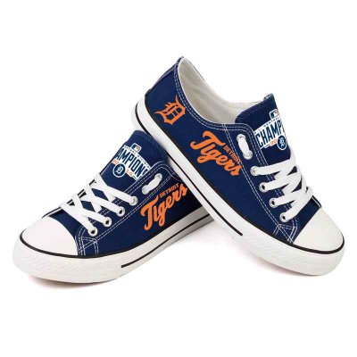 Women's Detroit Tigers Repeat Print Low Top Sneakers 005