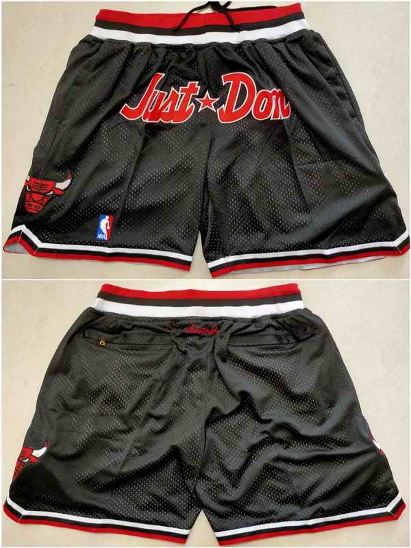 Men's Chicago Bulls Black Mitchell&Ness Shorts (Run Small)