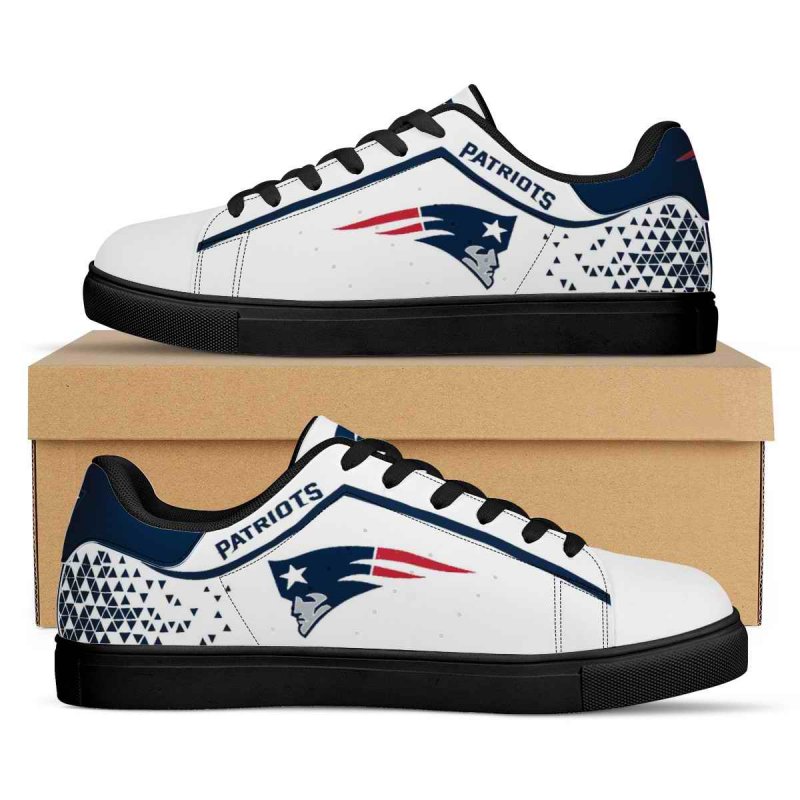 Men's New England Patriots Low Top Leather Sneakers 001