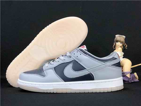 Women's Dunk Low SB Black/Grey Shoes 080