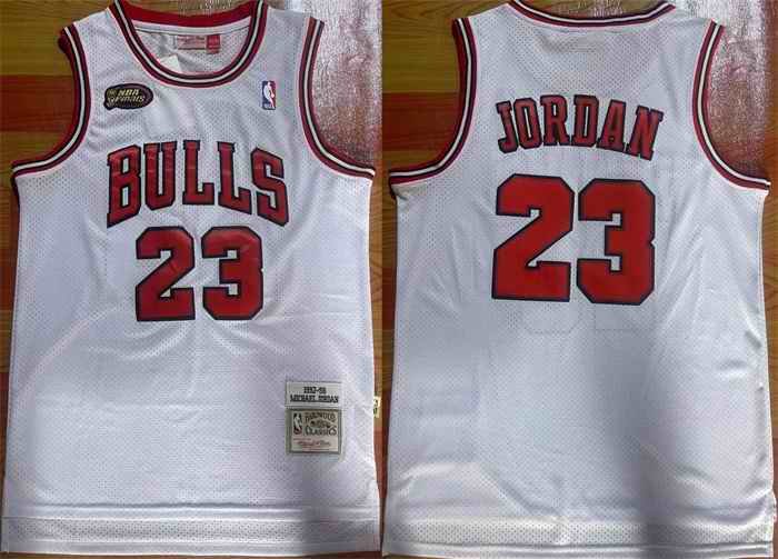 Men's Chicago Bulls #23 Michael Jordan White 1997-98 NBA Finals Stitched Jersey